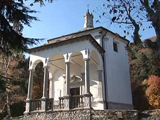 صور Sacro Monte di Ghiffa معبد